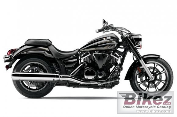 2013 Yamaha V Star 950 photo